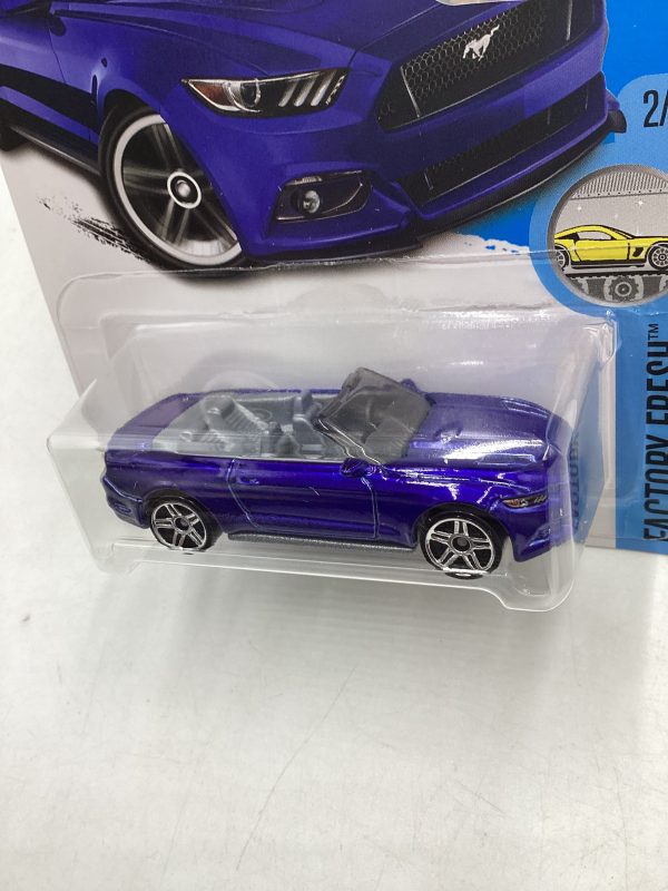 2017 Hot Wheels Factory Sealed #104 2015 Ford Mustang GT Convertible Blue 25E Discount