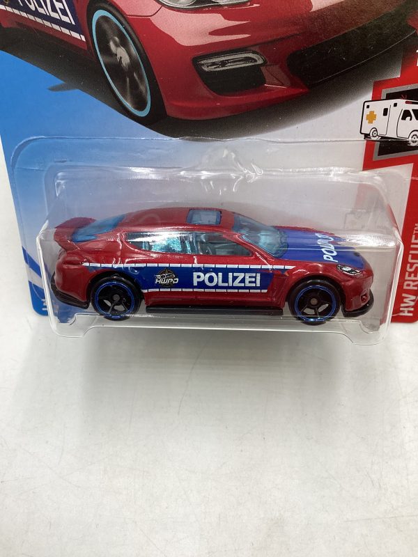 2019 Hot wheels Factory Sealed #100 Porsche Panamera Red 101E For Sale