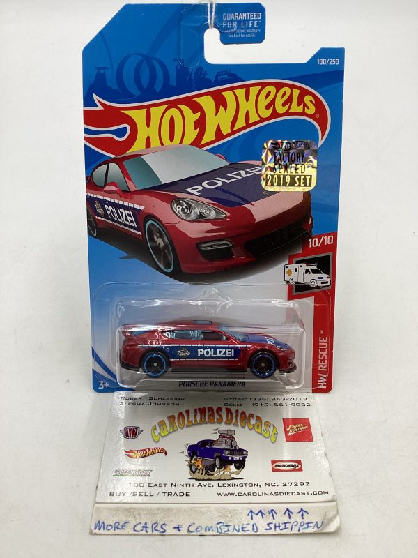 2019 Hot wheels Factory Sealed #100 Porsche Panamera Red 101E For Sale