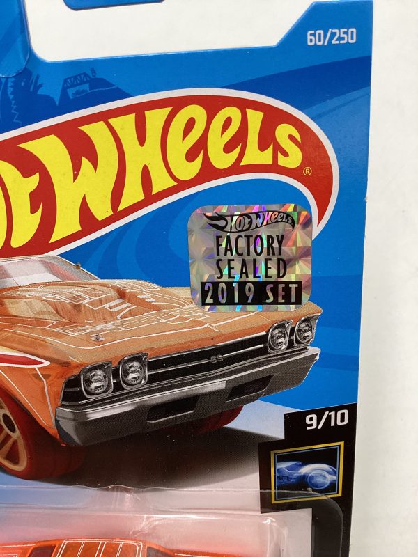 2019 HOT WHEELS TREASURE HUNT #60 Factory Sealed 69 Chevelle Orange 277G Hot on Sale