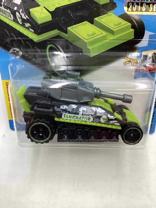 2018 Hot wheels Tanknator Green treasure Hunt Factory Sealed 275G For Discount