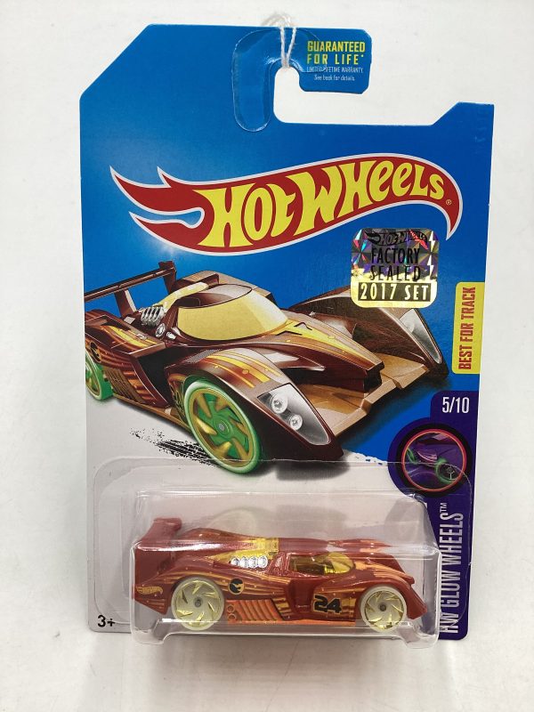 2017 Hot wheels Treasure Hunt Factory Sealed 24 Ours Orange 276D For Sale