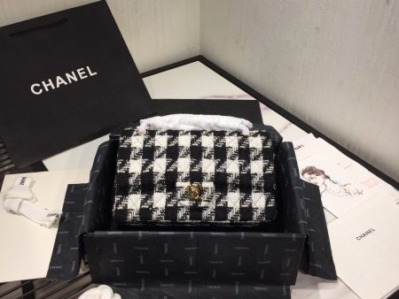 Chanel 19 Flap Bag Fashion