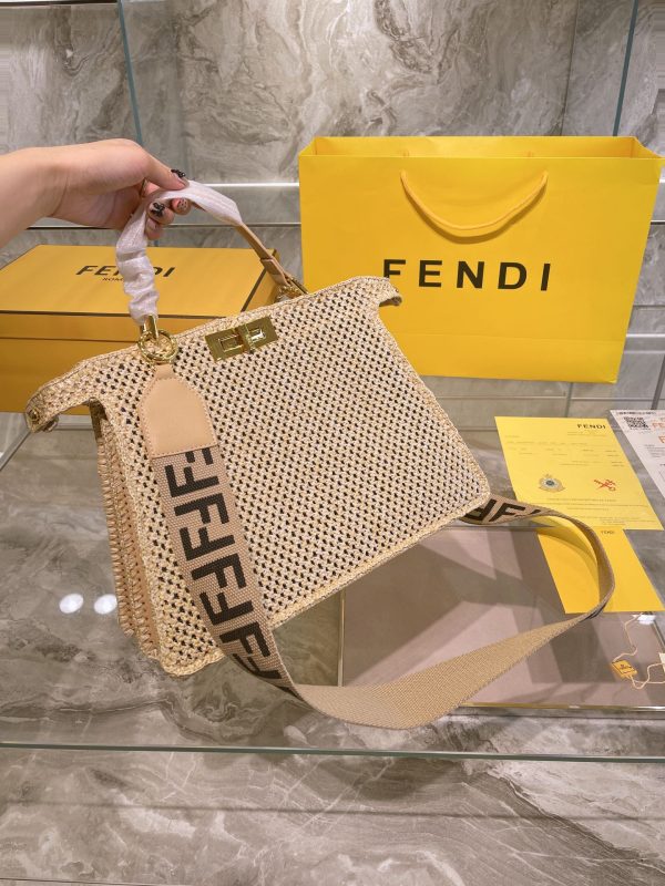 Fendi Bags 204 Online Hot Sale