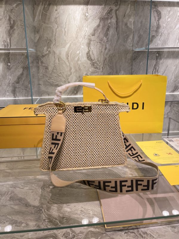 Fendi Bags 204 Online Hot Sale