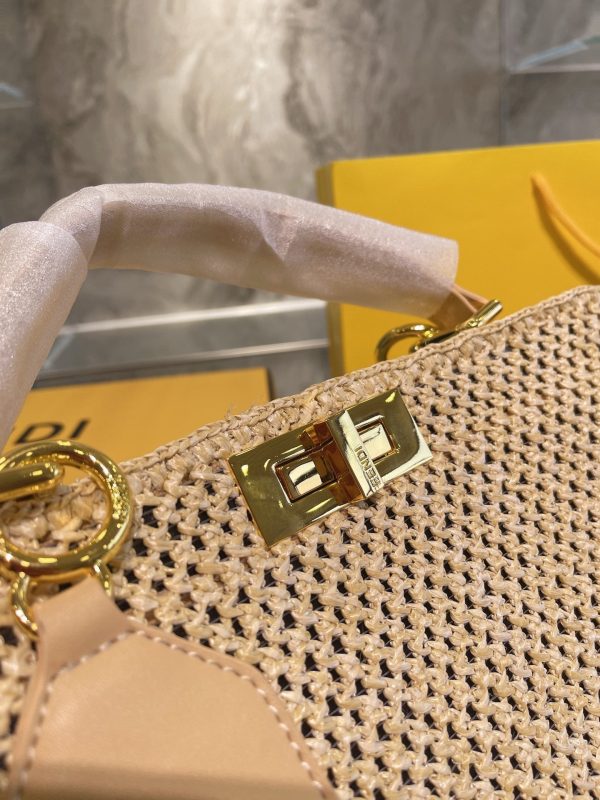 Fendi Bags 204 Online Hot Sale