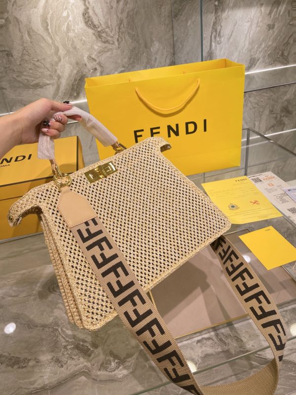 Fendi Bags 204 Online Hot Sale