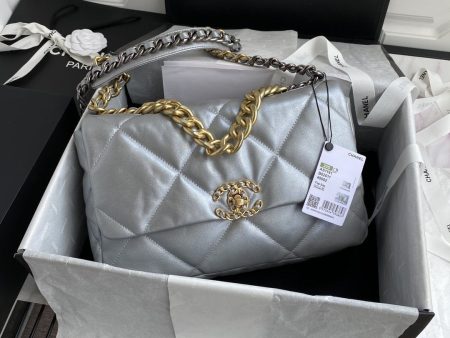 CHANEL 19 Maxi Flap Bag For Discount