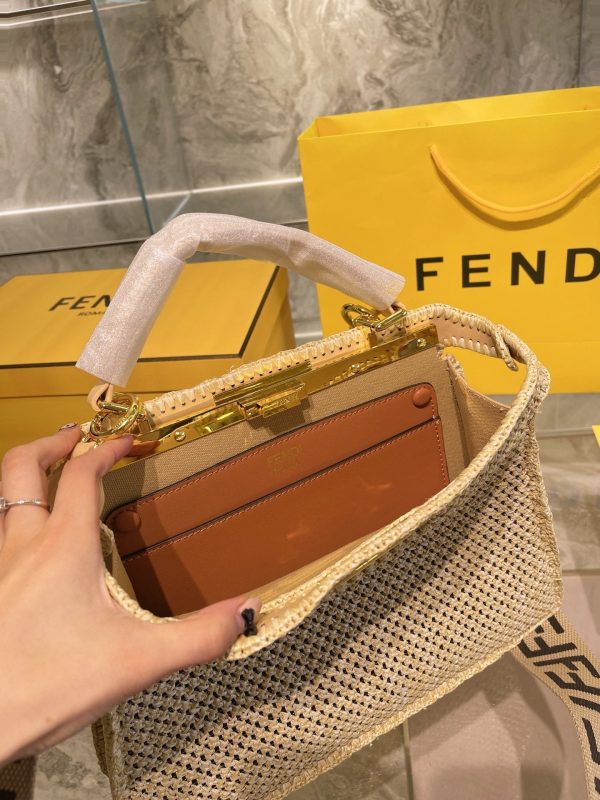 Fendi Bags 204 Online Hot Sale