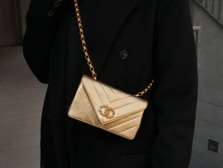 CHANEL 1991-1994 Gold Lambskin Chevron Faux Pearl CC Flap Bag Online Sale